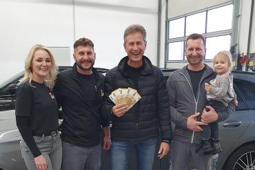 Bild von links: Beatrice Rudolf, Mario Rudolf, Martin Oberman, Andre Rudolf, mit seiner kleinen Nichte Emma auf dem Arm.