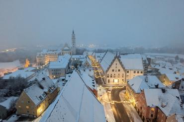Weihnachtliches Donauwörth von oben
