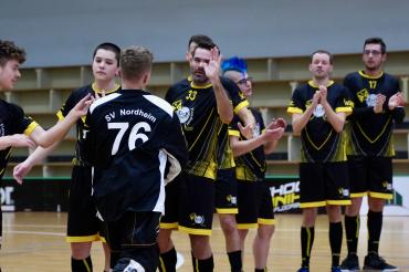 Auf dem Bild sind die Spieler des SG Nordheim/ Augsburg zu sehen.