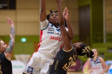 Das Bild zeigt eine Spielszene.