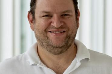 Stefan Diehl informiert über Behandlungsmöglichkeiten bei Hüft-Verschleiß.