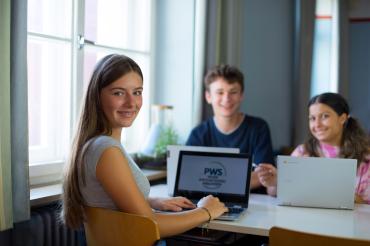 Mittlere Reife an der Privaten Wirtschaftsschule in Donauwörth, jetzt schon ab der 5. Klasse.