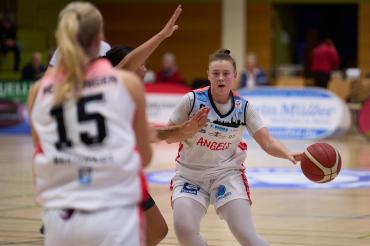 Hier sieht man Roosa Lehtoranta von den Eigner Angels.