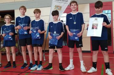 Die Spieler des TGH Nördlingen mit ihren preisen in der Hand.