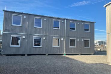 Das Bild zeigt die neue Asylunterkunft in Mertingen