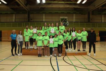 Hier sieht man die Siegermannschaft beim Kreissportfest Geräteturnen 2024