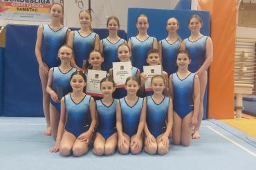 Hier sieht man die Teams des THG beim Kreissportfest Geräteturnen 2024.