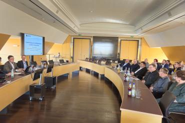 Bild der Sitzung im LRA