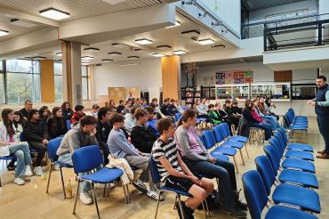 Rege Teilnahme beim ersten Jugendforum in Harburg.