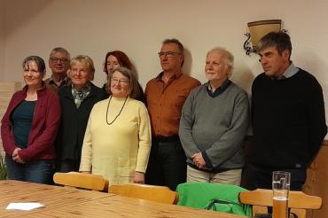 Claudia Eglseer, Dr. Günther Kunzmann, Marlies von der Grün, Anika Blocksdorf, Hildegard Koch, Dr. Frank Molder, Dr. Gerhard Starnecker und Johann Paul Reiter bilden die neue Vereinsleitung.