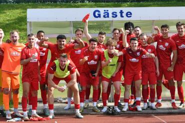 Das jubelnde Team nach dem Spiel