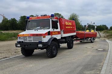 Hier sieht man die Wasserretter aus Hessen.