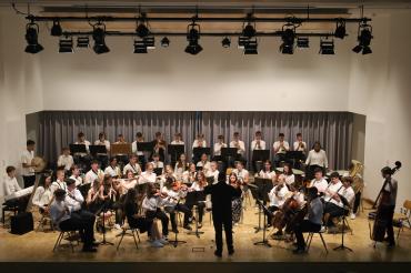 Hier sieht man das THG-Orchester.