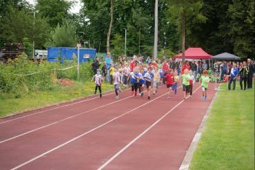 Start zum Team-Biathlon der U10