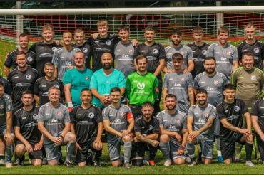 Die beiden Teams der SpVgg Brachstadt-Oppertshofen und der SSV Peterswörth. 