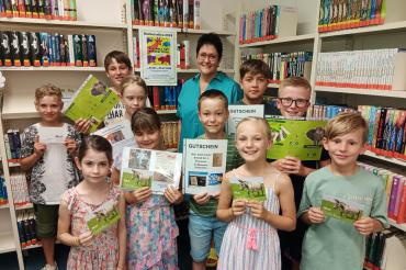 Die 10 stolzen Sieger der Bücherrallye 2024.