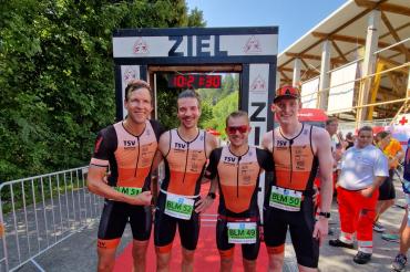 Markus Stang, Lukas Berger, Tobias Ullrich und Jan-Hendrik Trautsch beim Triathlon in Schongau.