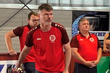 Hier sieht man Richard Helbing.