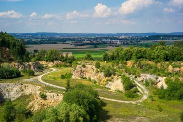 Das Bild zeigt einen Blick in das Geotop Lindle. 