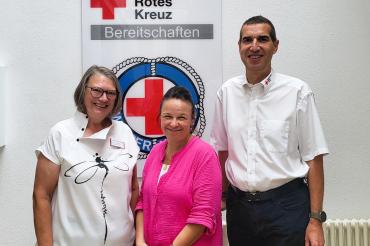 Astrid Schneider (Einrichtungsleitung), Cindy Drawert (Pflegedienstleitung) und Arthur Lettenbauer (Kreisgeschäftsführer).