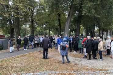 Friedhofsführung mit Dr. Wilfried Sponsel