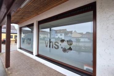 Die Vhs Nördlingen eröffnet in Baldingen einen neuen Gmnyastikraum.