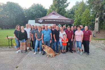 Helfer der FFW beim Hochwasser Hamlar