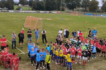 Am Sonntag war wieder viel los auf dem Sportplatz in Oettingen.
