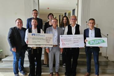 1000 Schulen für unsere Welt - Zimmerer-Innungen Donau-Ries und Dillingen unterstützen Schulbauprojekte in Liberia.