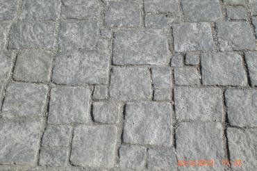 DAs Altstadpflaster in Nördlingen wird wieder saniert.