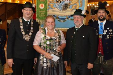 Iris Harlacher wurde für ein Jahr zur Landesschützenkönigin gekürt.