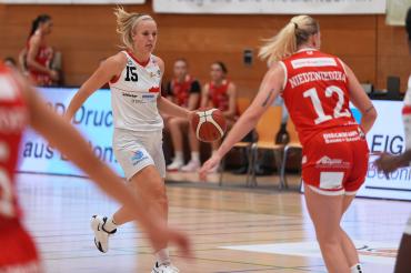 Das Team rund um Kapitänin Lisa Bertholdt wird Einiges zu besprechen haben nach dieser herben Niederlage gegen Osnabrück.