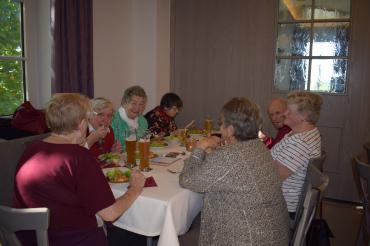 Helfende Hände Mittleres Ries