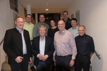 Bild von links, vorne: Andreas Strobel, Peter Schiele, Roland Schmid, Markus Harsch; hinten: Rainer Zinsmeister, Matthias Roßkopf, Yvonne Steiner, Martin Bock, Stephan Mederle