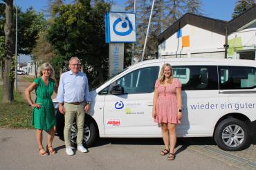 Bild mit dem neuen Auto