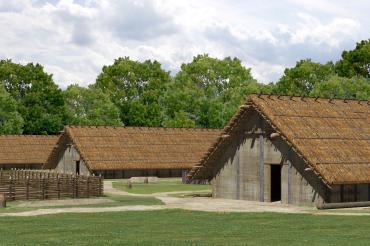 Die 3D-Computerrekonstruktion eines bandkeramischen Hauses.