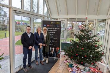 Das Bild zeigt von links Branko Schäpers, Martina Rauch und Stephanie Müller.
