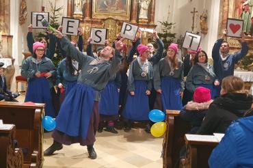 Die Amerdinger Narrenmesse wurde einmal mehr zu einem Spektakel.