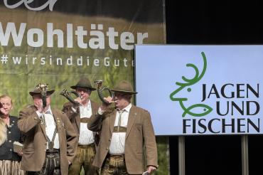 Jagdhornbläser auf der JAGEN UND FISCHEN.