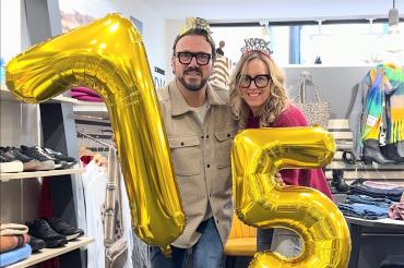 Im Jubiläumsjahr 2025 eröffnet das Schuhhaus Stark vom 20.Februar bis 1. März in der direkten Nachbarschaft Drehergasse 13 ein Pop-Up Outlet, also einen auf einen kurzen Zeitraum begrenzten Laden mit Damenschuhen und Mode. 