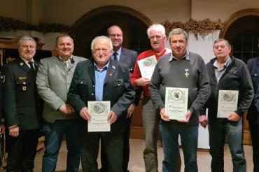 Hier sieht man die Ehrenmitglieder.