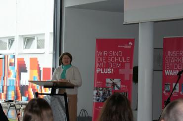 Die stellvertretende Landrätin Claudia Marb lobt das neue Konzept.