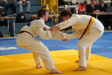 Die Fotos zeigen Maximilian Schumann im Kampf um Bronze.