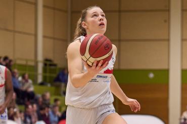 Anna Löffler und die Eigner Angels haben ein echtes Endspiel im Playoff-Rennen.