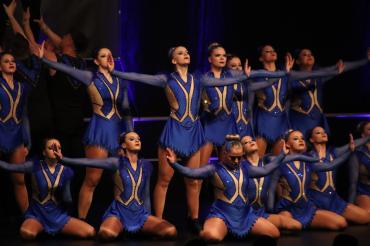 Die Showformation Cats der Blaumeisen Huisheim feiert ihr 30-jähriges Bühnenjubiläum.