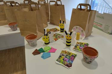 Ein voller Erfolg war die Veranstaltung „Summende Gärten: Bienen, Blüten & Biodiversität im Garten“, die am vergangenen Sonntag von der Kolpingsfamilie Donauwörth organisiert wurde. 