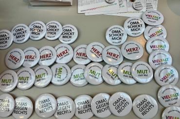 Omas gegen Rechts München