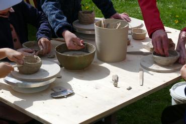 Mitmachangebot Töpfern