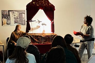 Die Stiftung Sankt Johannes beteiligte sich mit einem Schattentheater an der Fairen Woche.