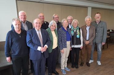 v.R.: Walter Hochradel, Gottfried Hänsel, Sibylle Steinmeyer, Ruth Meißler, Erika Mertenbauer, Albert Lohner. Hubert Reeb - h.R.: Bernhard Schellenberger, Josef Fischer, Johann Leberle, Herbert Metzger.